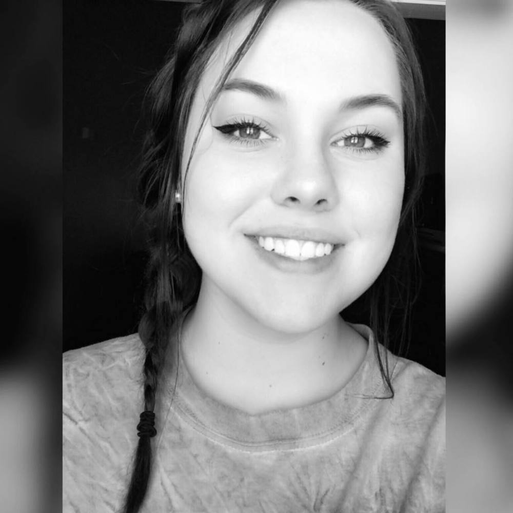 Meet your Posher, Hayley